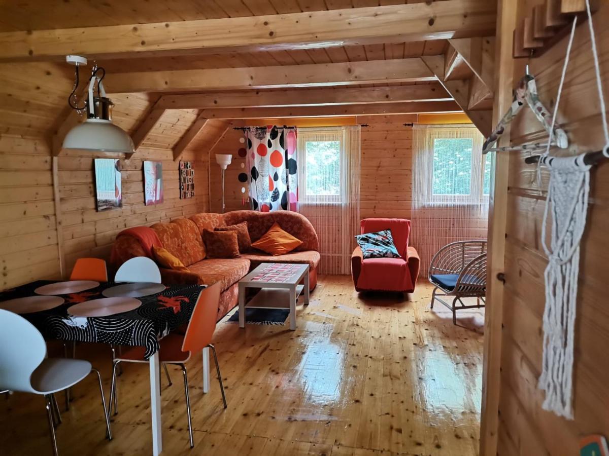 Villa Agroturystyka "Trzy Deby" W Sasinie à Sasino Extérieur photo