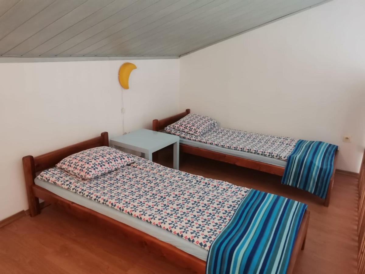 Villa Agroturystyka "Trzy Deby" W Sasinie à Sasino Extérieur photo