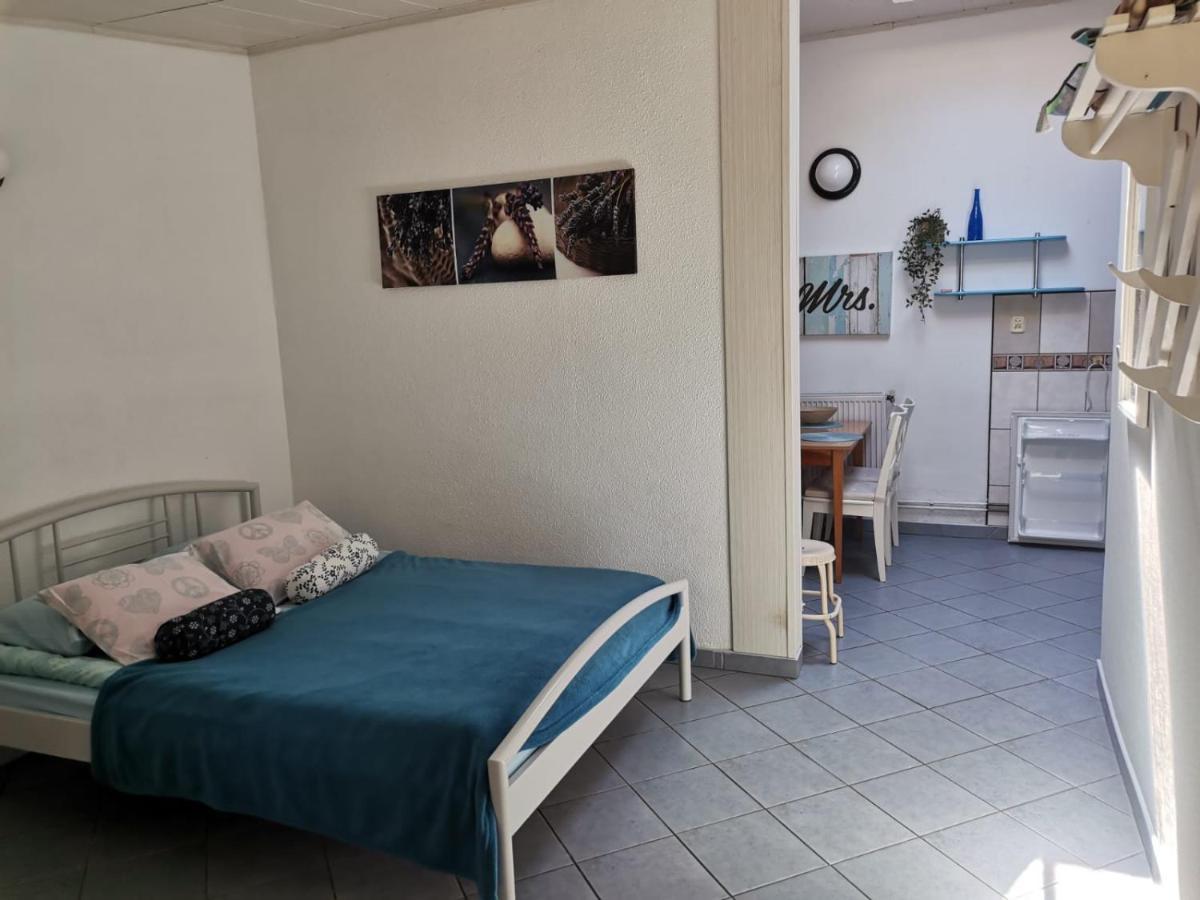 Villa Agroturystyka "Trzy Deby" W Sasinie à Sasino Extérieur photo