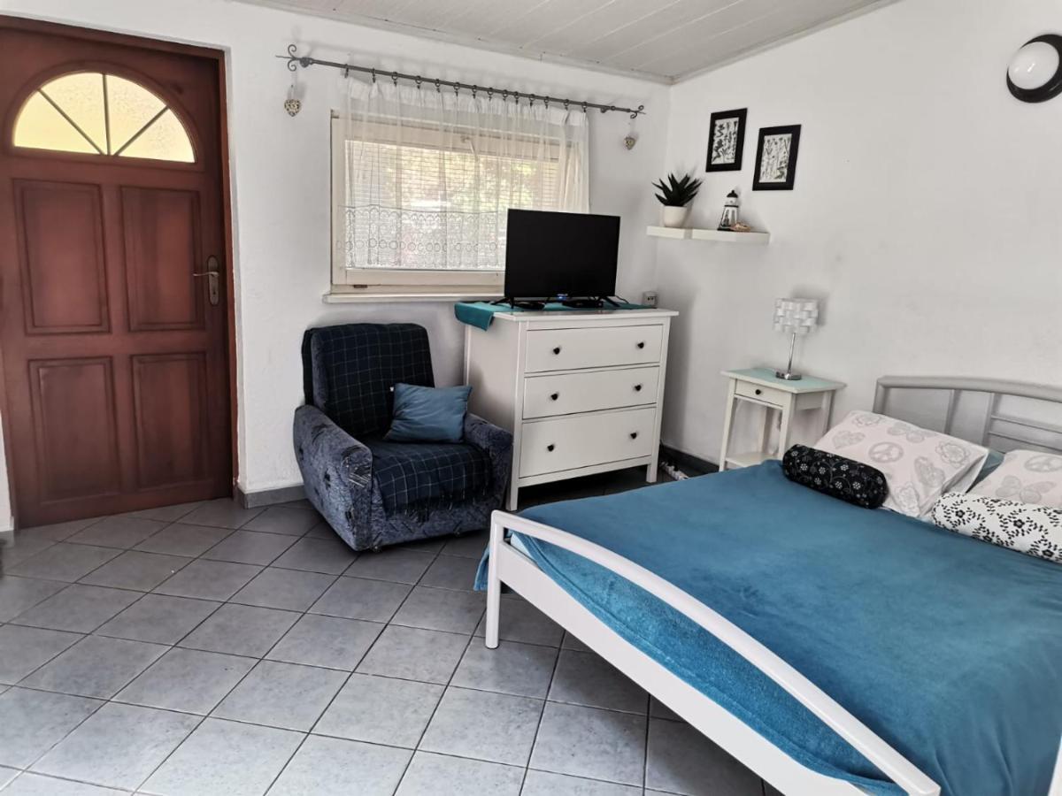 Villa Agroturystyka "Trzy Deby" W Sasinie à Sasino Extérieur photo